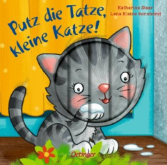 Putz die Tatze, kleine Katze!